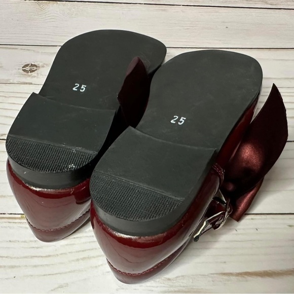 NEW Size EU25 (toddler 8.5) Bambi (made in Spain) Mary Jane’s - Picture 3 of 3